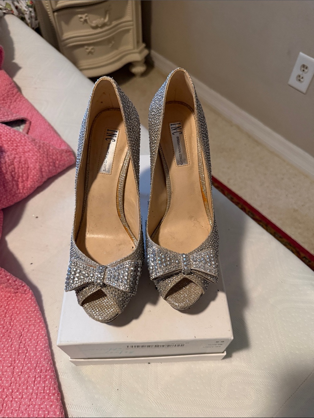 Sparkling Silver sky high Peep-Toe Pump with Bow